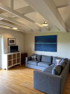 Barn with wonderful views of South Downs - - 4