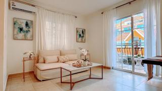 Backyard, Pool View, Walk to Beach, Dining, Shops - Punta Cana - 1