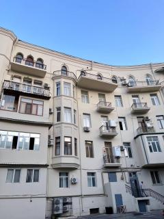 Central Classic Flat Close to Old Town - Bakoe - 8