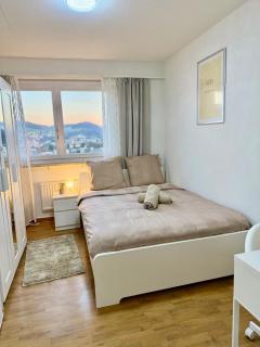 Skyline Retreat Jedes Zimmer mit TV - 3