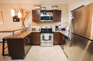 Cozy Townhome at Gold Coast - Palm-Eagle Beach - 7
