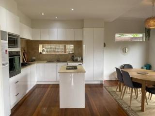 28 Hassall Street - Port Macquarie - 2
