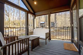 Tiny Home Firepit BBQ Fishing Willow Cabin - Gatlinburg - 2