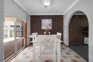 Merinda - Cosy & Convenient, Family Retreat - Lake Albert - 8