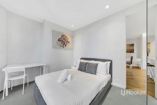 Central Haven Cozy 2BR with GYM - Melbourne - 7