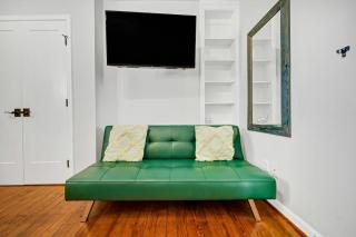 Cozy Home Gateway to City Exploration - Louisville - 2
