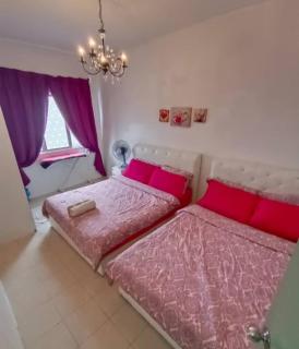 Muslim Boutique Apartment with Balcony - 2