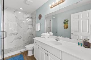 Tidewater Resort! Ground Floor! Free Beach Chairs! by Dolce Vita Getaways PCB - Panama City Beach - 2