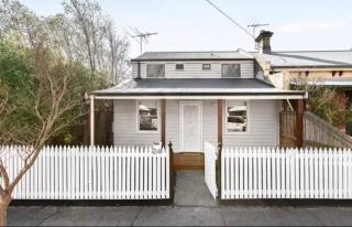 Bright bedroom in beautiful house in Preston close to the action! - Melbourne - 7