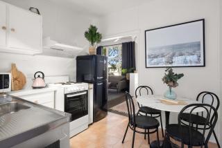 Seaside Retreat - Rosebud - 4