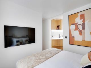 Modern apt with balcony - 1BR 2P - Saint Lazare - Paris - 1