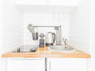 Charming Studio near Parc Monceau - MOBILITY LEASE - Paris - 6