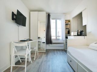 Modern studio - 2P - Faubourg Saint Antoine 11th arr - 5