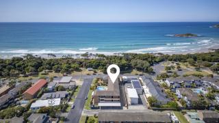 Ocean Parade 9 - Cafes, Stroll to beach, BBQ, Pool - Coffs Harbour - 9