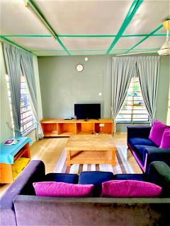 Lily Homestay - The House of Pallet - Kuala Terengganu - 0