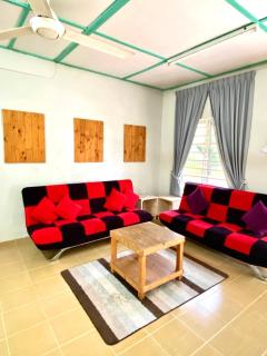 Lily Homestay - The House of Pallet - Kuala Terengganu - 7