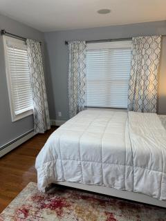 Cozy Room by Hofstra University - 8