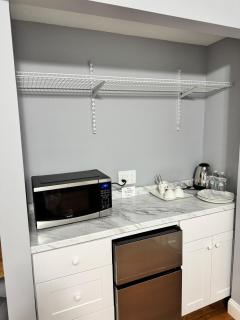 Cozy Room by Hofstra University - 5