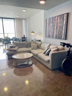 Sea View Apartment, Panama City - 1