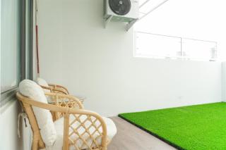Nice Studio Loft Mezzanine at Kubikahomy Apartment By Travelio - Tangerang - 4