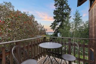 Water Mtn Views, King Beds! Close To Ferry - Clinton - 9