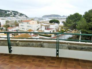 Apartment in Spain near Sandy Beach & Pool - L'Estartit - 6
