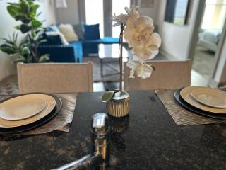 Trendy downtown apt - Houston - 8