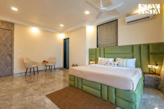 StayVista at Blush Belle - Pool and Wifi - 1