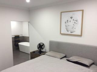 Luxury & gives you it all - Perth - 5