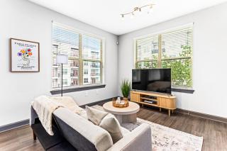 2 bed 2 bath in the heart of buckhead - Atlanta - 9