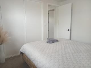 Clyde's Cozy Corner - 2