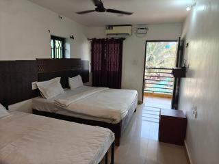 Hotel fulmoon - - 1