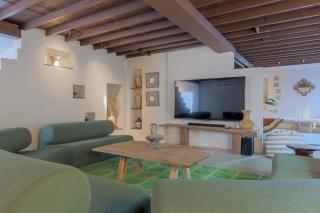 Private Pool, 8-Bedroom, Old Town, Entire Estate - TANPURI Thapea - Prime Location - 6