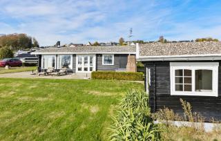 Stunning Home In Aabenraa - 1