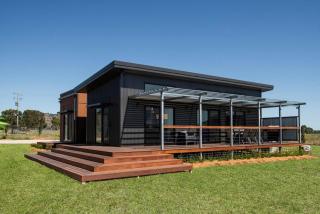 Frantoio Cottage - Serene Horizons, Stylish Comforts - McDonalds Creek - 5