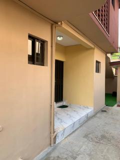 Spacious and luxurious studio apartment in OguduGRA - Lagos - 9