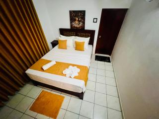 Kura Place - 6