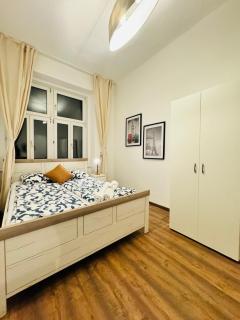 Charming 5BR Shared Apt, Minutes from Atzgersdorf - Wenen - 4