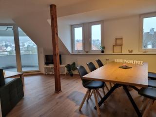 Evelyns Apartment, nahe der Therme und dem Zentrum, privat Parkplatz, Balkon, Highspeed-WLAN - Bad Kissingen - 1