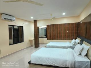 whirlwind food court and resort - - 1
