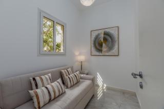 Family Friendly - 2BR & Maid's Room in The Springs 10 - Allsopp & Allsopp - 8