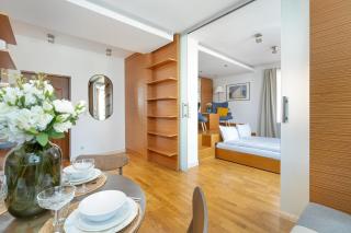 Beautiful Apartment Aleje Marcinkowskiego with Balcony by Noclegi Renters - Poznań - 2