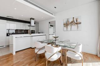 Sea View 2BR with Terrace Bluewaters Island - 2