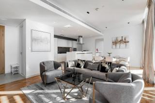 Sea View 2BR with Terrace Bluewaters Island - 5