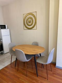 Appartement rénové 2 chambres 55m2 Parking Privé et Wifi - Troyes - 5