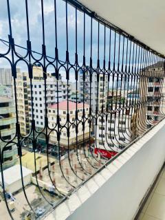 Furnished City Centre Apartment - Dar es Salaam - 5