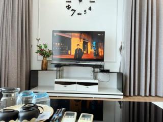 Era Cozy Apartment in Vinhomes Timescity - 2