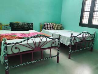 Neyo Guest House - Tiruvannāmalai - 6