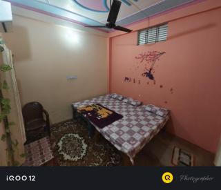 Anita home stay - Ayodhya - 1