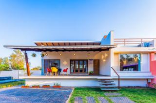 SaffronStays Blue Jasmine - twin 2BR pet-friendly villas with plunge pool, gardens & birdwatching near Sula Vineyard - 0